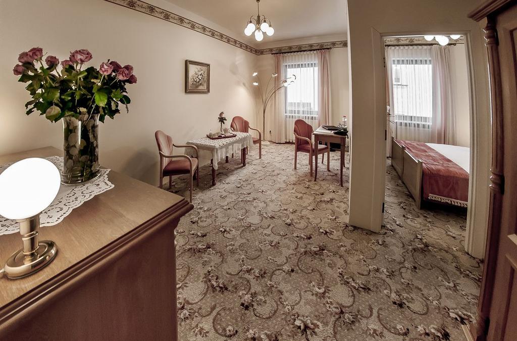 스바르체데즈 Palazzo Adler B&B 외부 사진